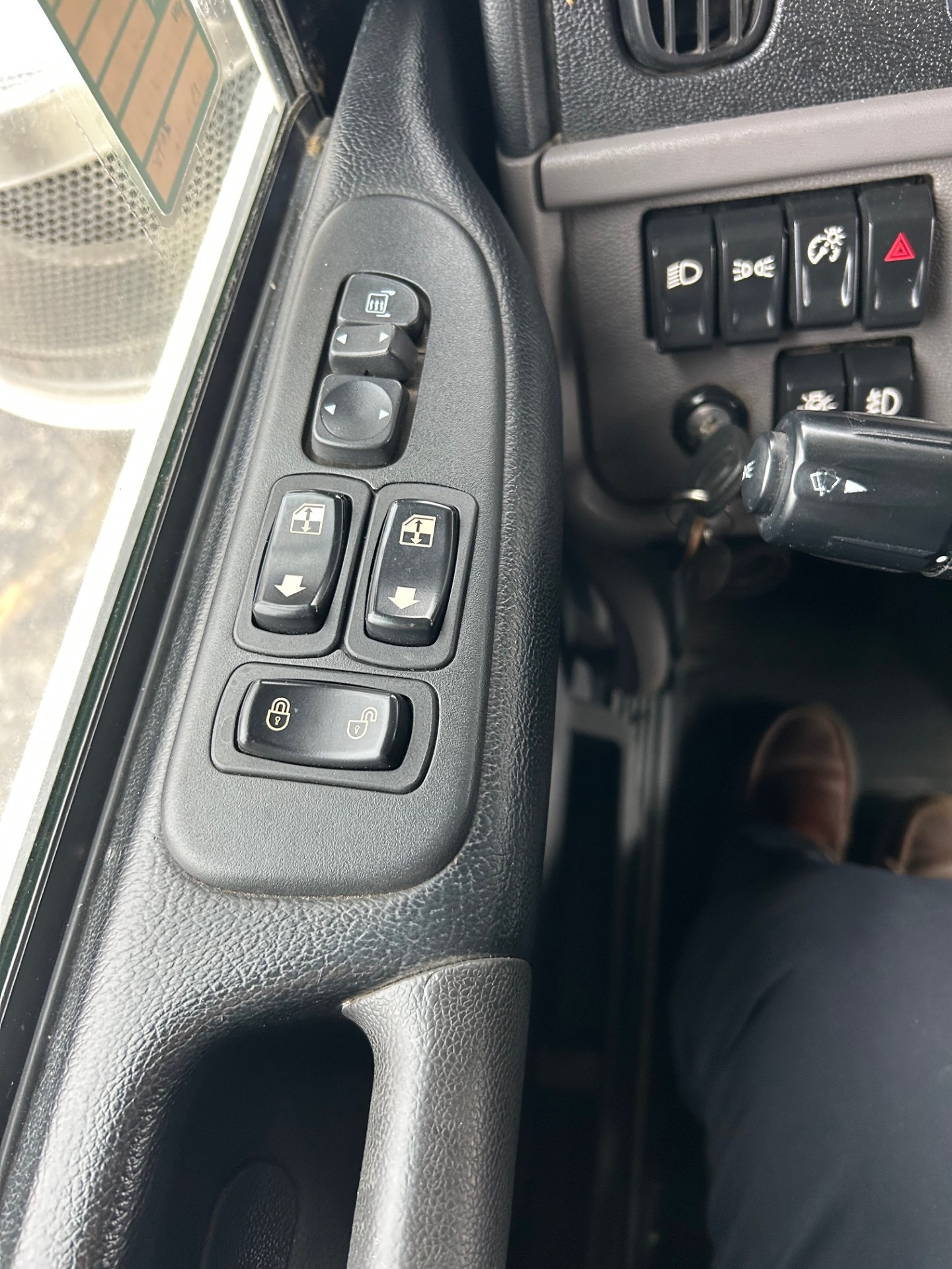 2022 Peterbilt 389 - image 12