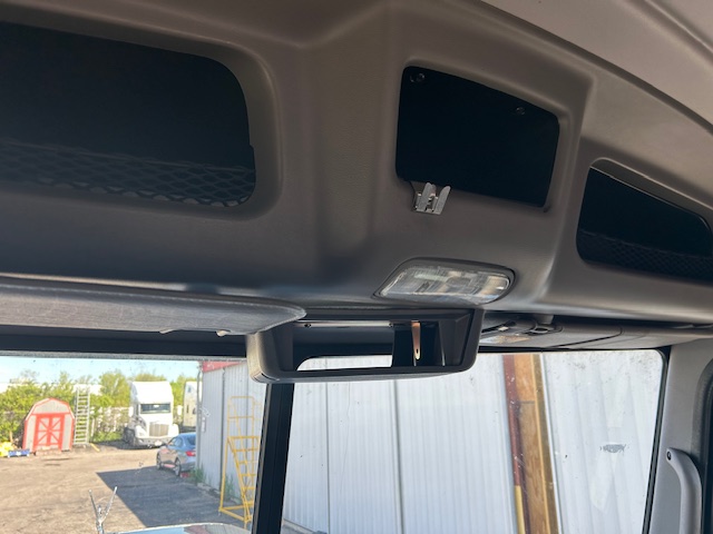 2023 Peterbilt 389 - image 15