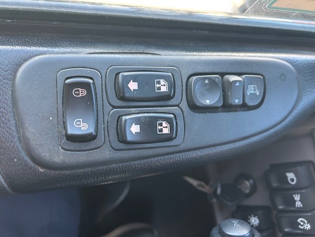 2023 Peterbilt 389 - image 11