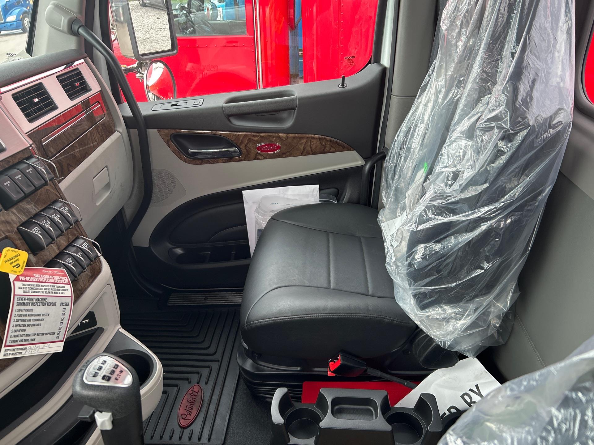 2025 Peterbilt - image 7