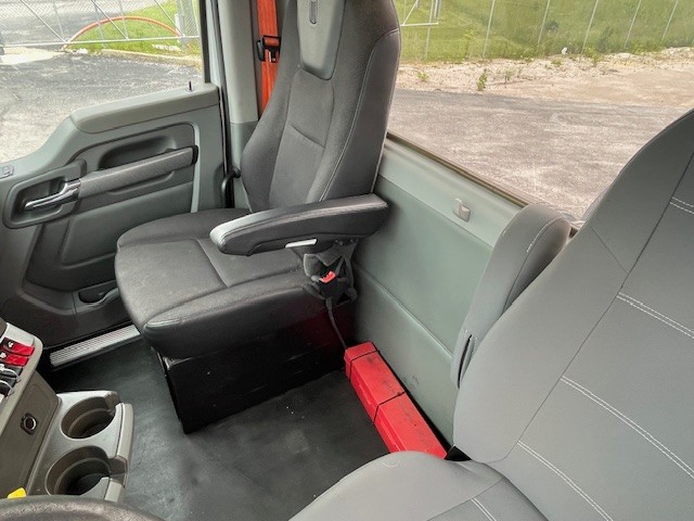 2019 Kenworth - image 8