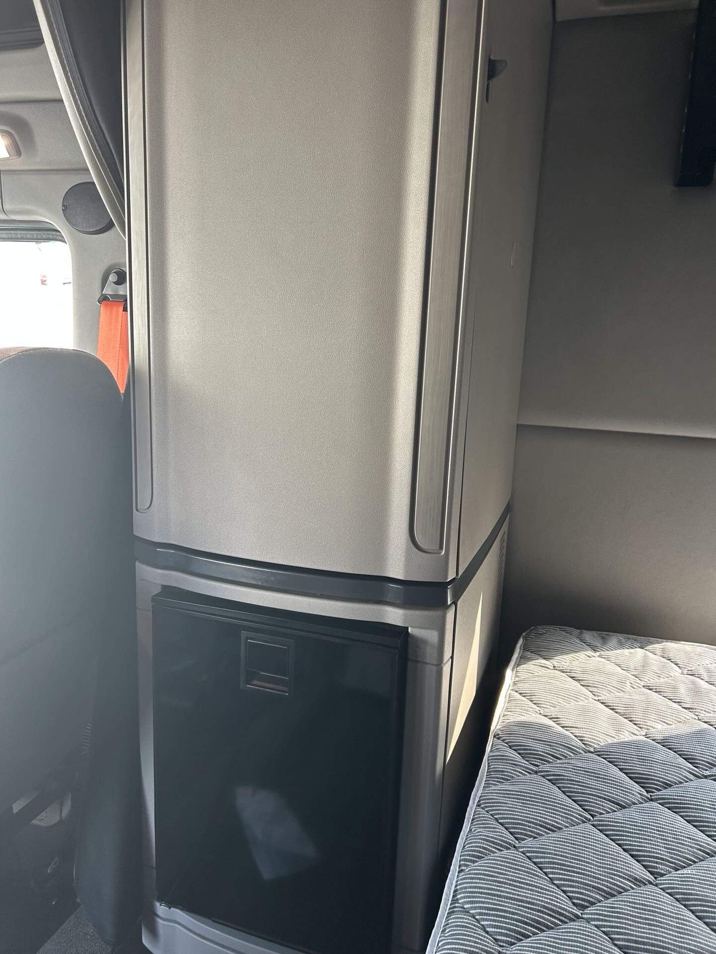 2020 Peterbilt 579 - image 21