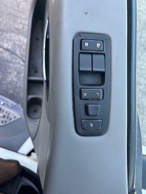 2021 Peterbilt 579 - image 11