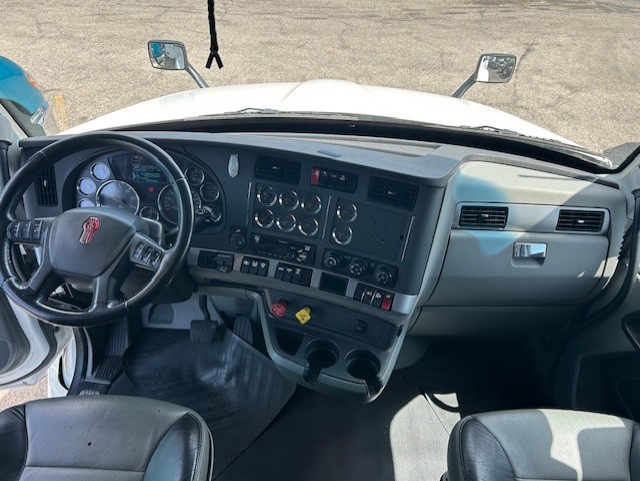 2020 Kenworth - image 17