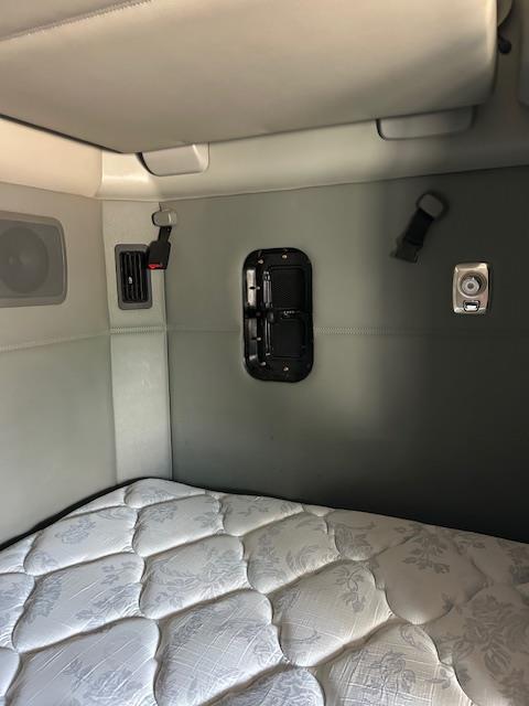 2020 Kenworth - image 19