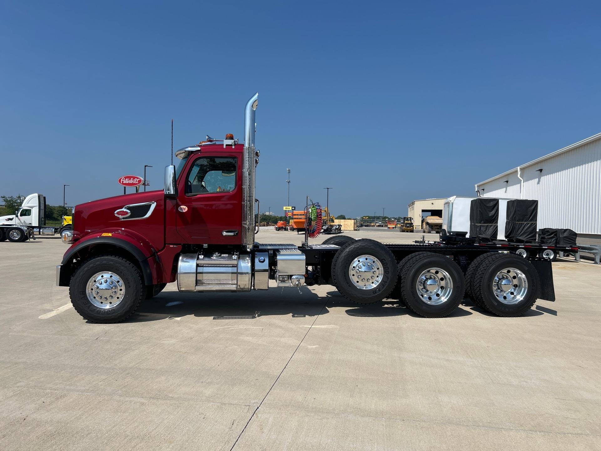 2026 Peterbilt 567