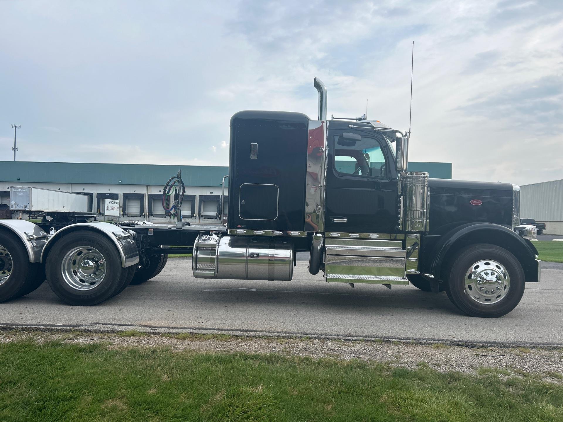 2026 Peterbilt - image 4
