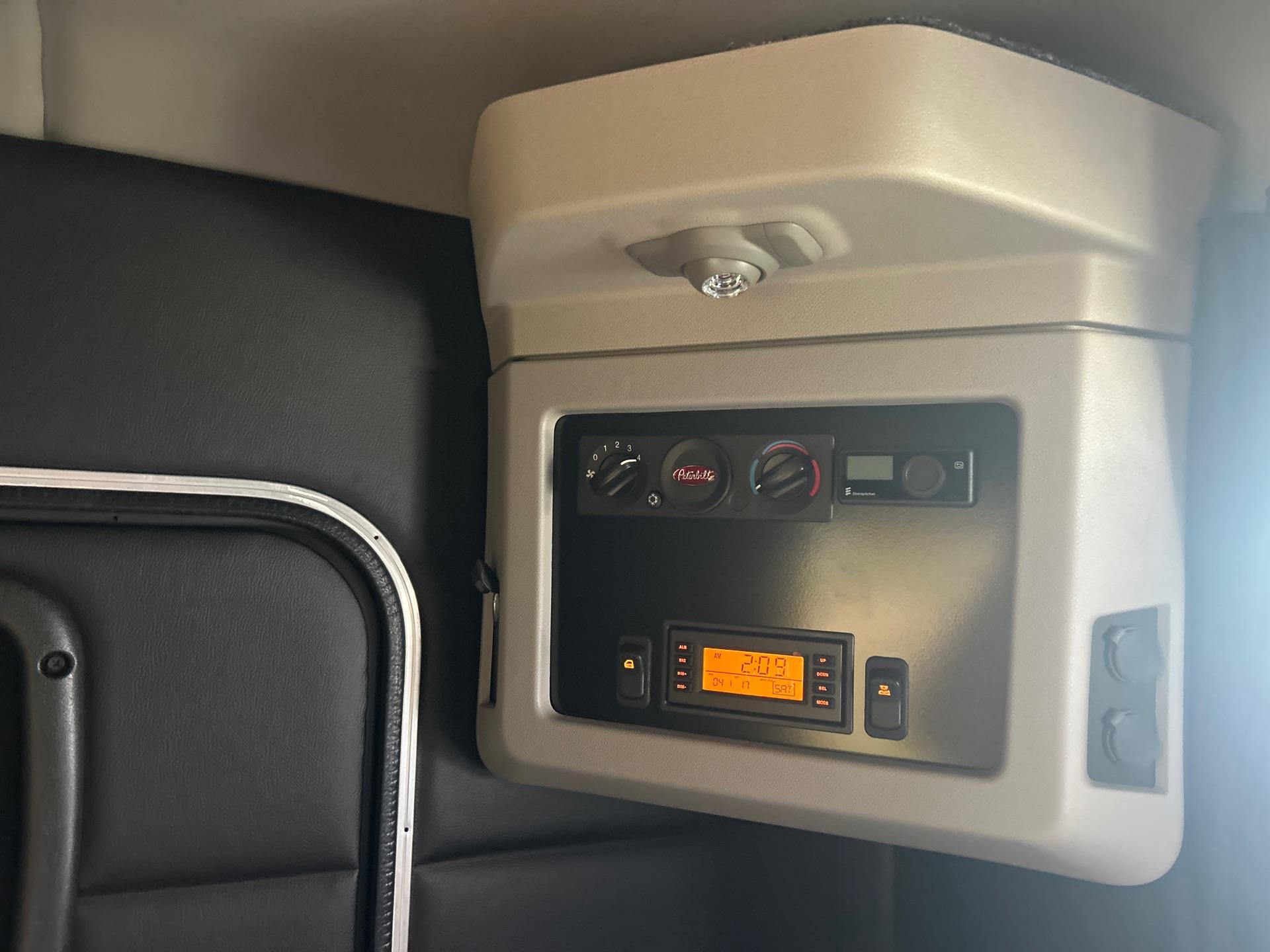 2026 Peterbilt - image 24