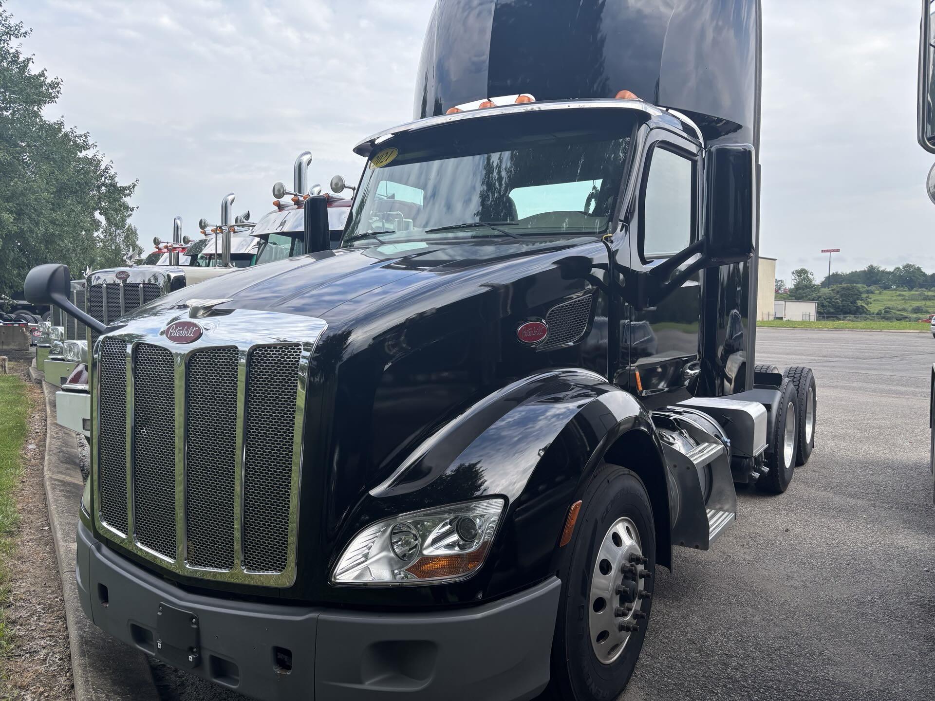 2020 Peterbilt 579