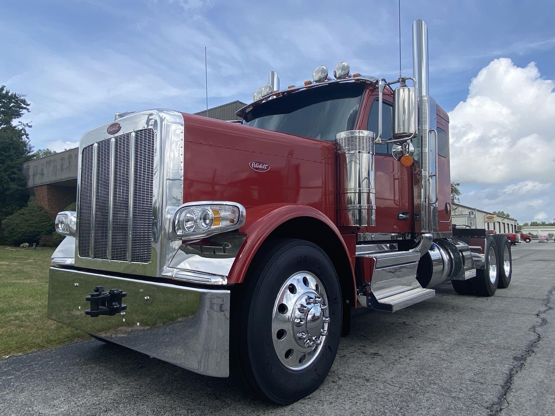 2026 Peterbilt 589