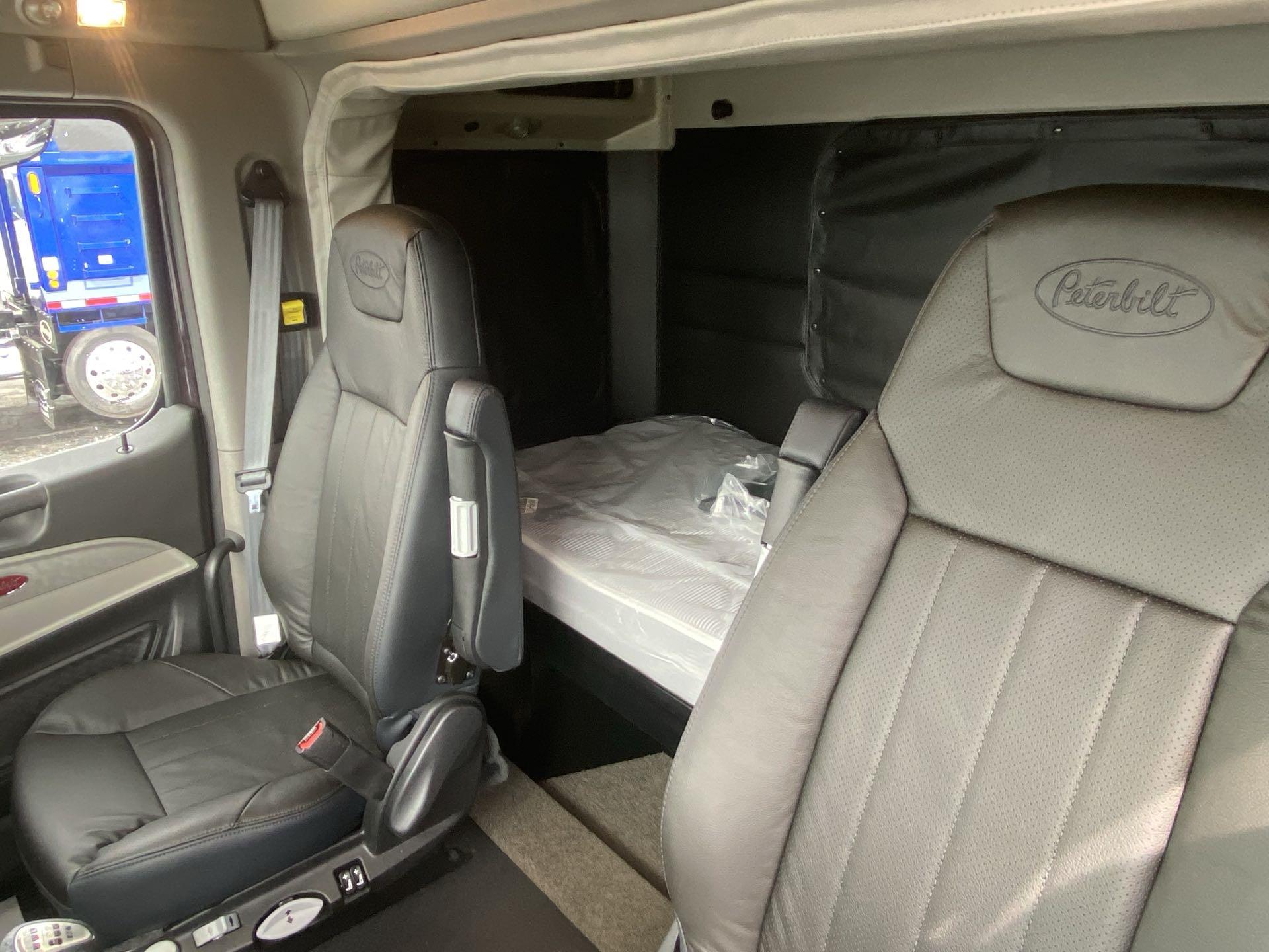 2026 Peterbilt - image 9
