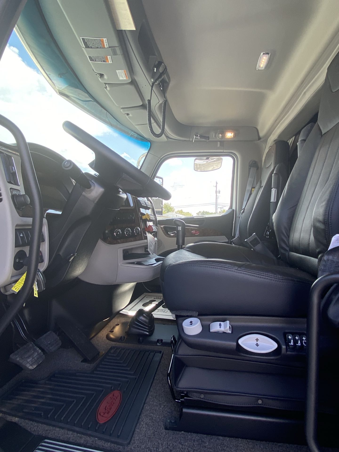 2026 Peterbilt - image 6