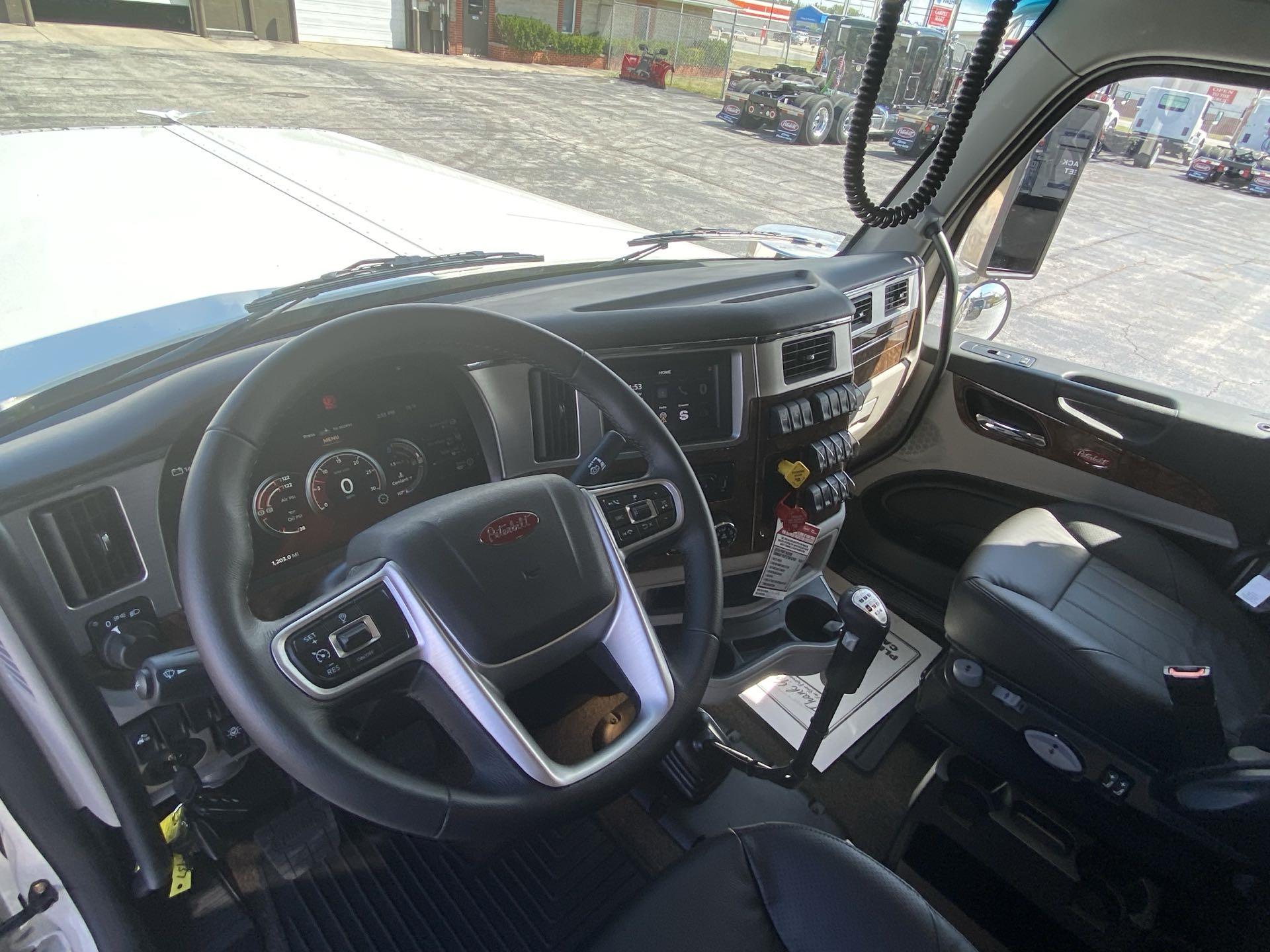 2026 Peterbilt - image 10