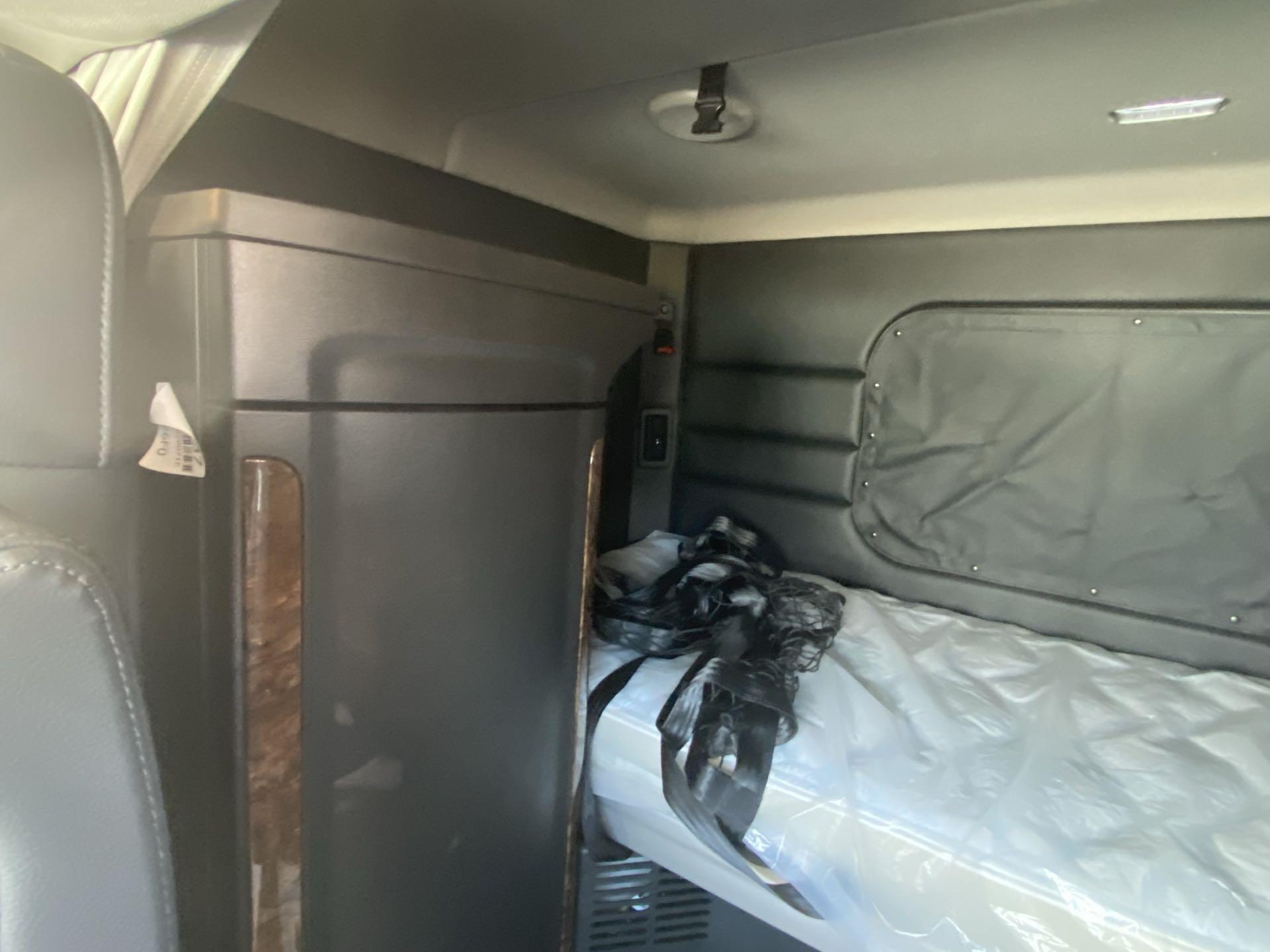 2026 Peterbilt - image 8