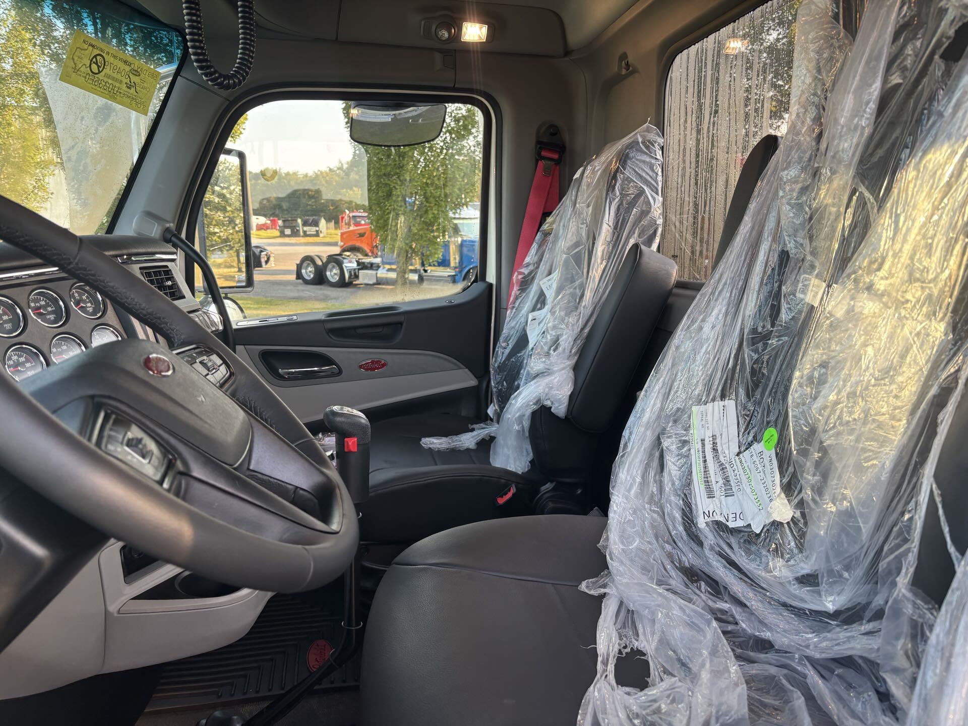 2026 Peterbilt - image 14