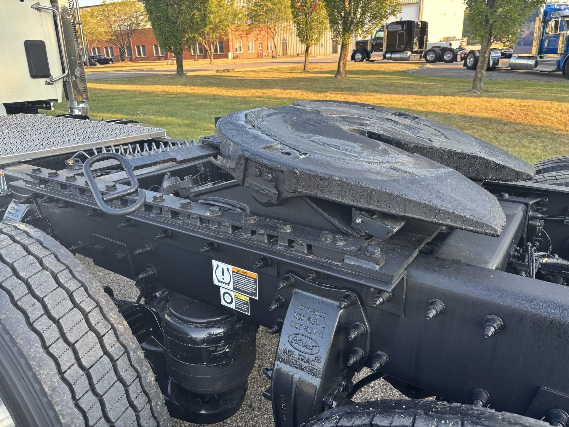 2026 Peterbilt - image 21