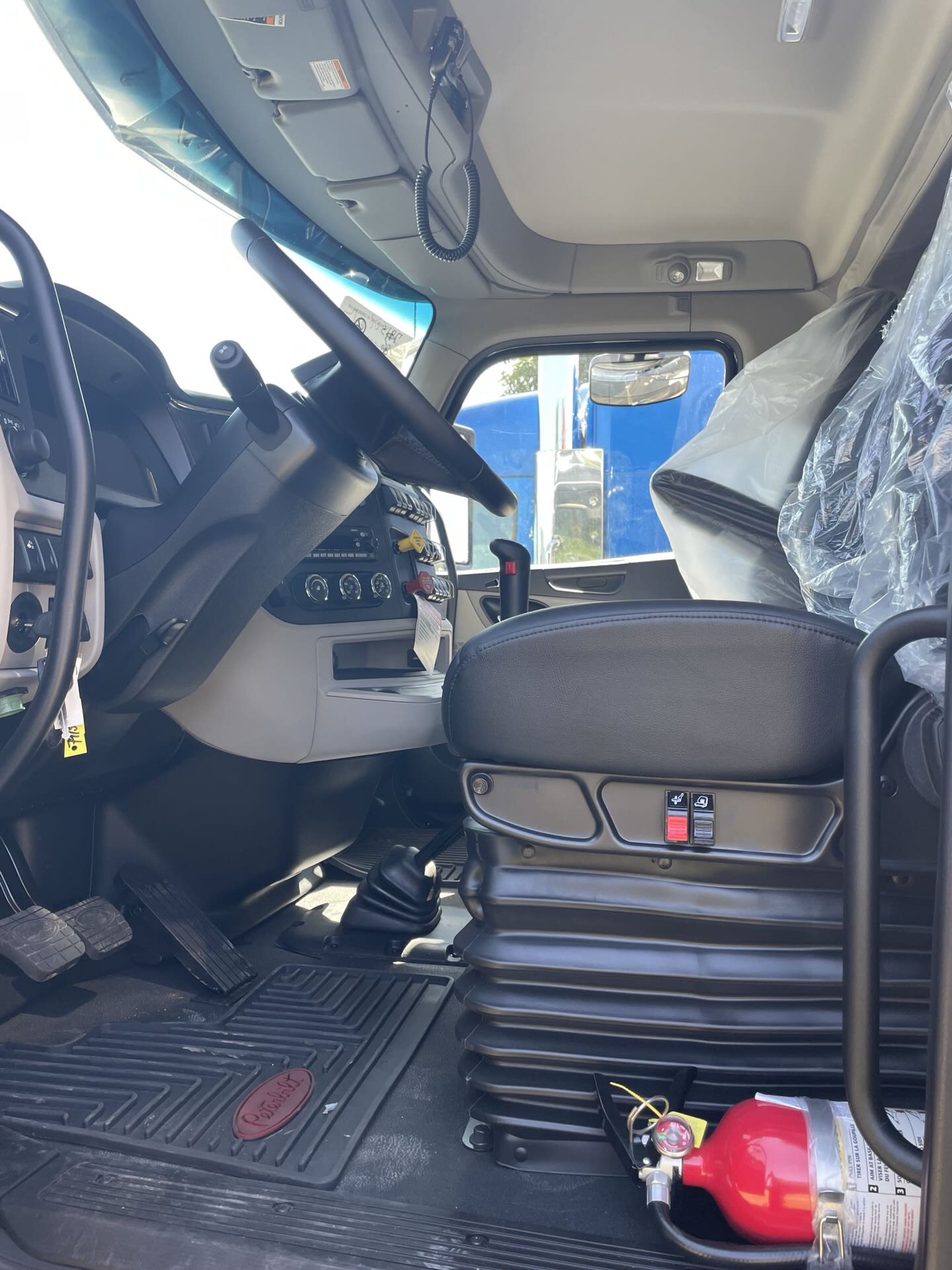 2026 Peterbilt - image 9