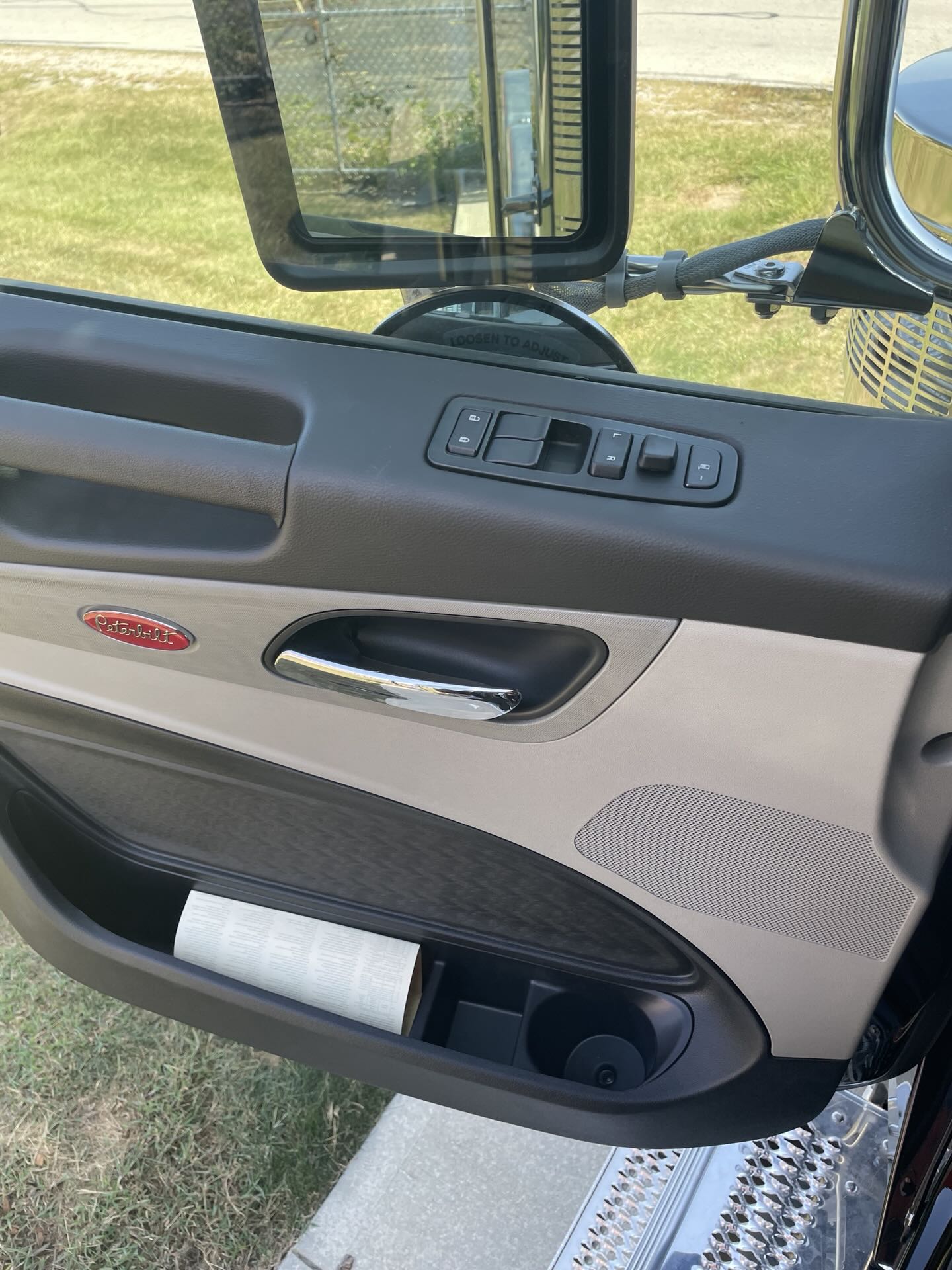 2026 Peterbilt - image 16