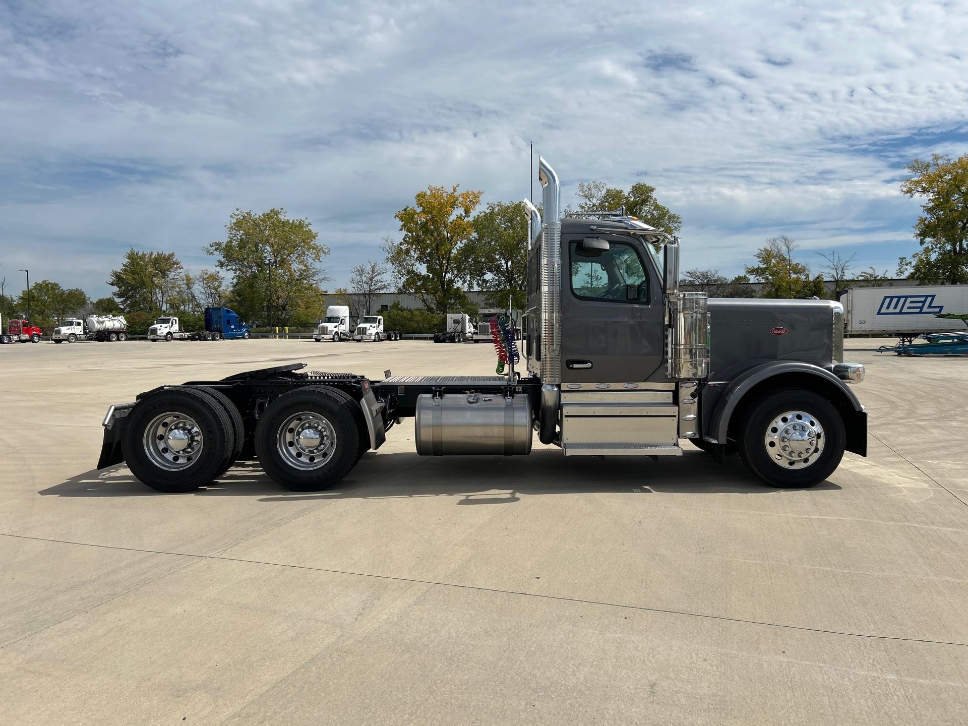 2026 Peterbilt - image 4