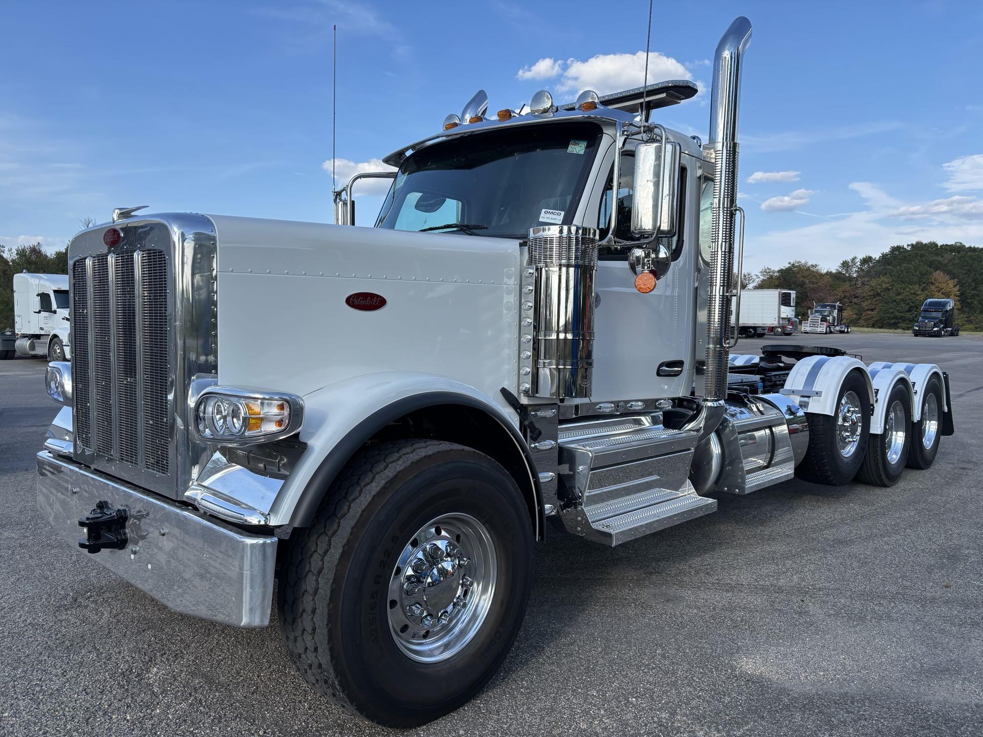 2026 Peterbilt 589