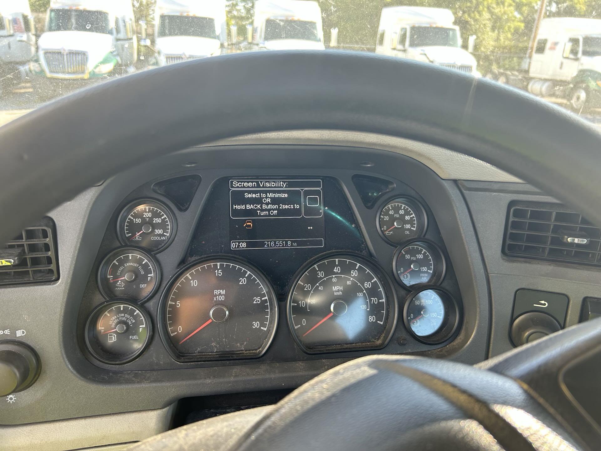 2021 Peterbilt 579 - image 7