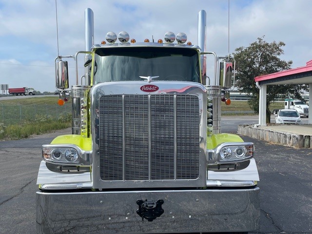 2026 Peterbilt - image 3