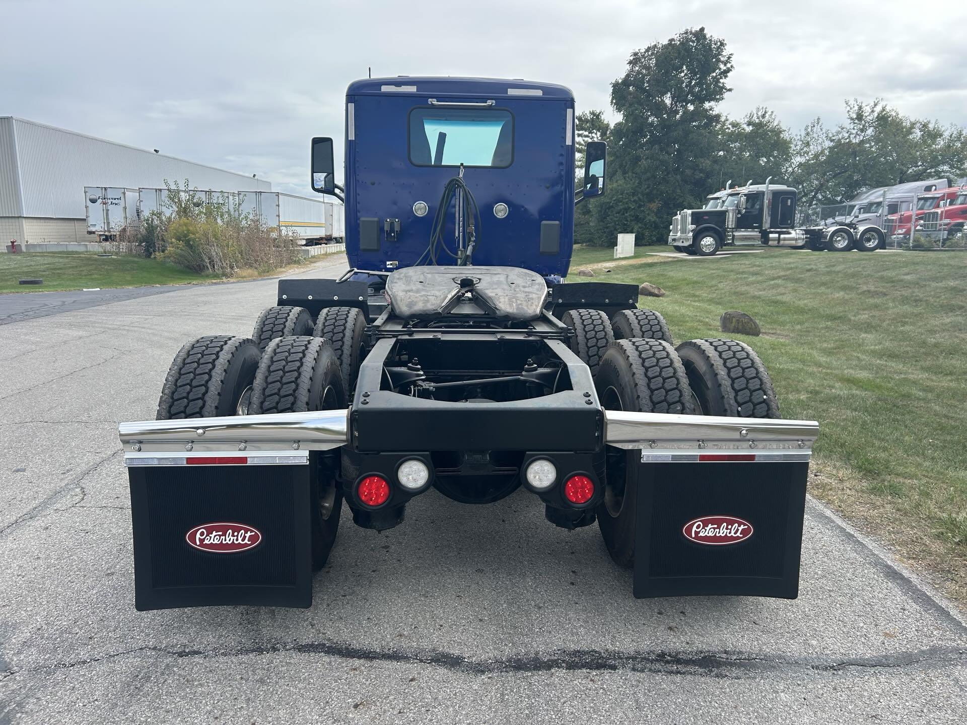 2021 Peterbilt 579 - image 5
