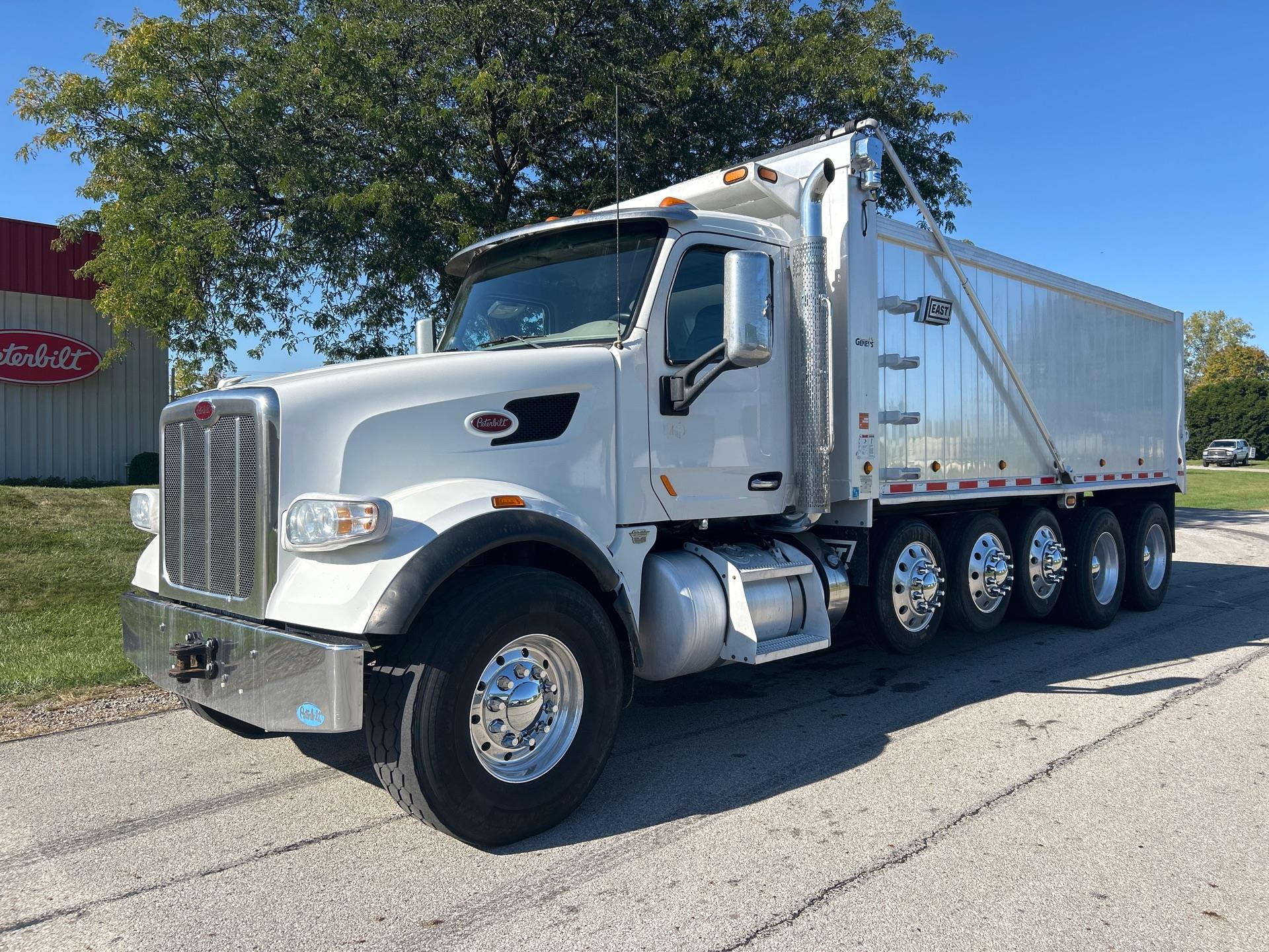 2020 Peterbilt 567