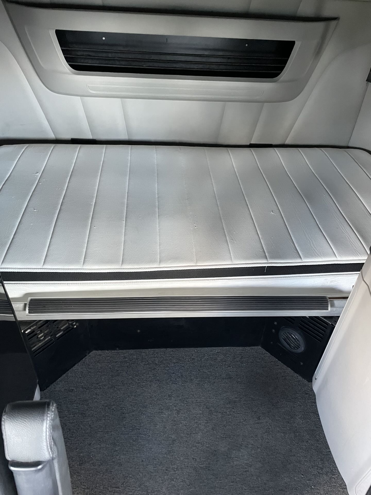 2022 Peterbilt 579 - image 20