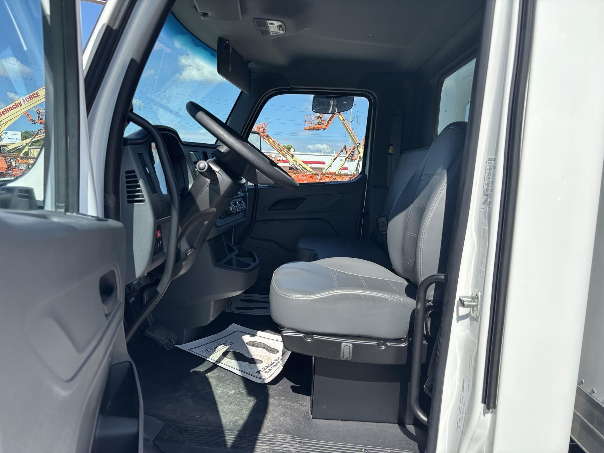 2024 Peterbilt - image 8