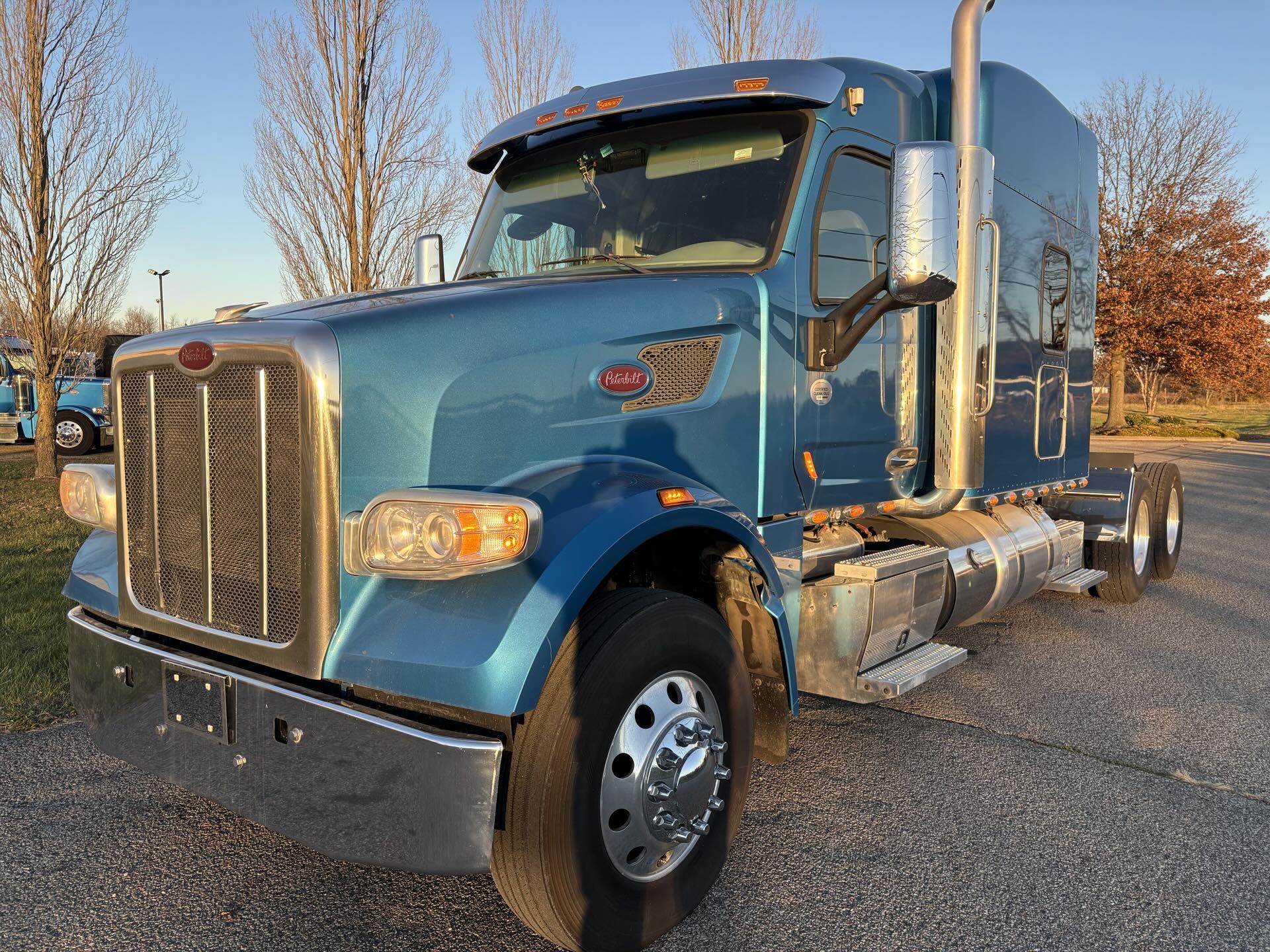 2019 Peterbilt 567