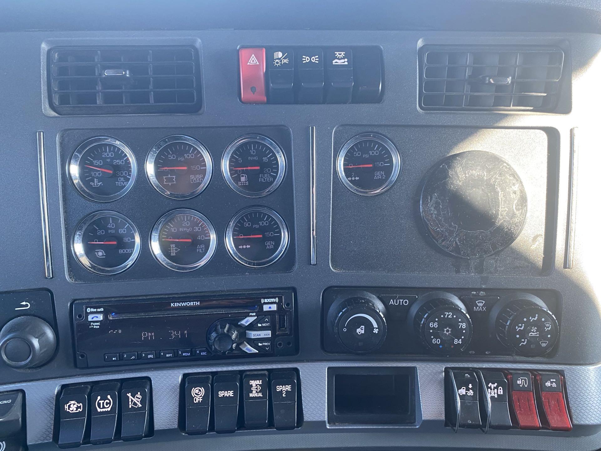 2021 Kenworth T680 - image 15