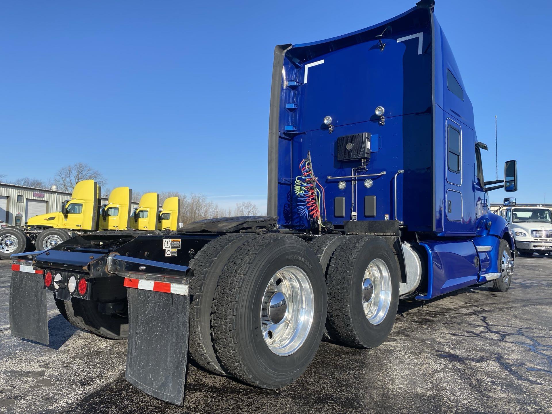 2021 Kenworth T680 - image 6