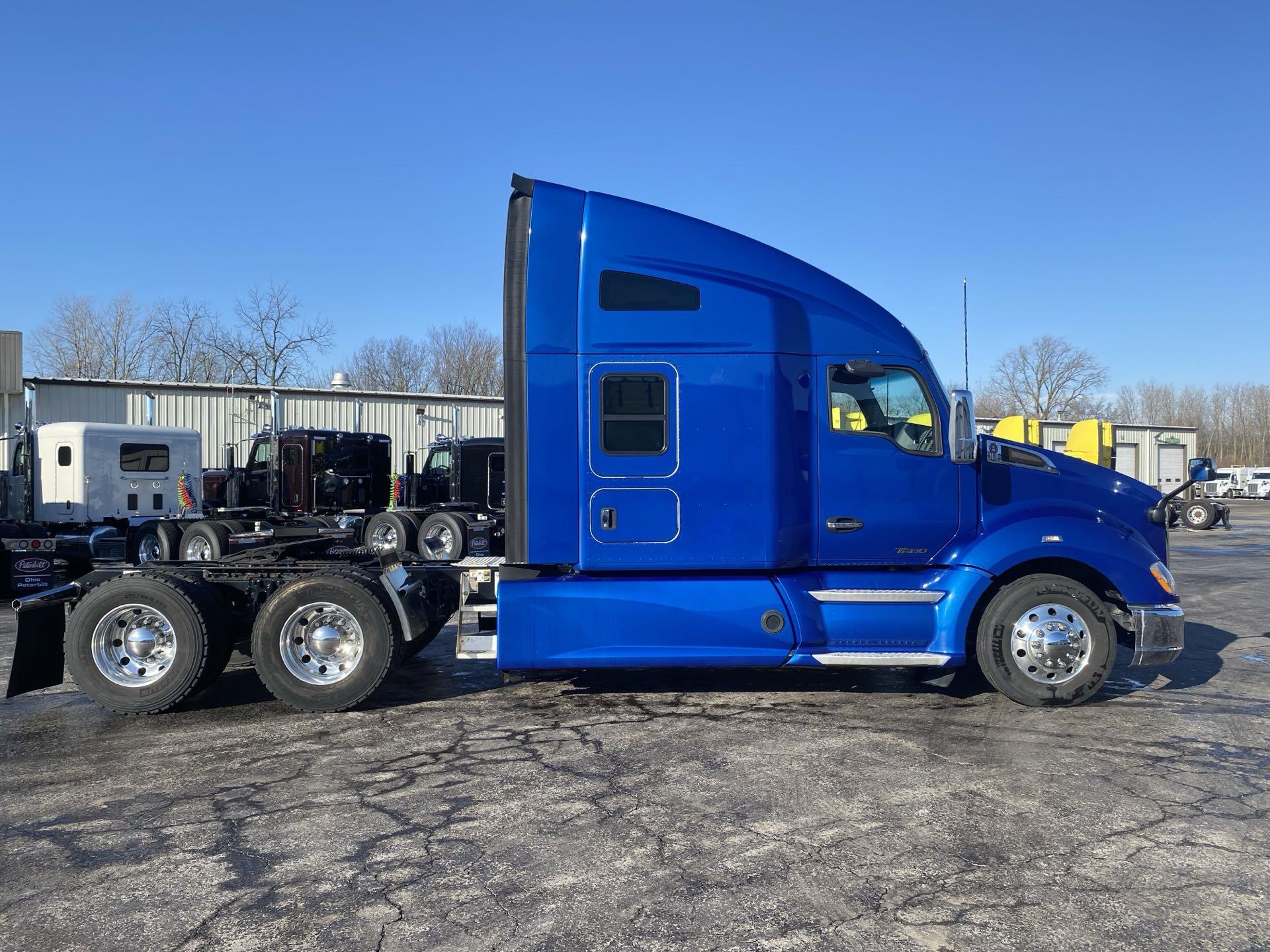 2021 Kenworth T680 - image 7