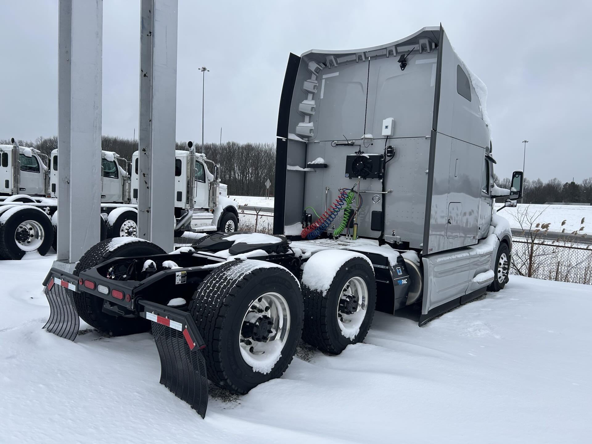 2026 Peterbilt 579 - image 3