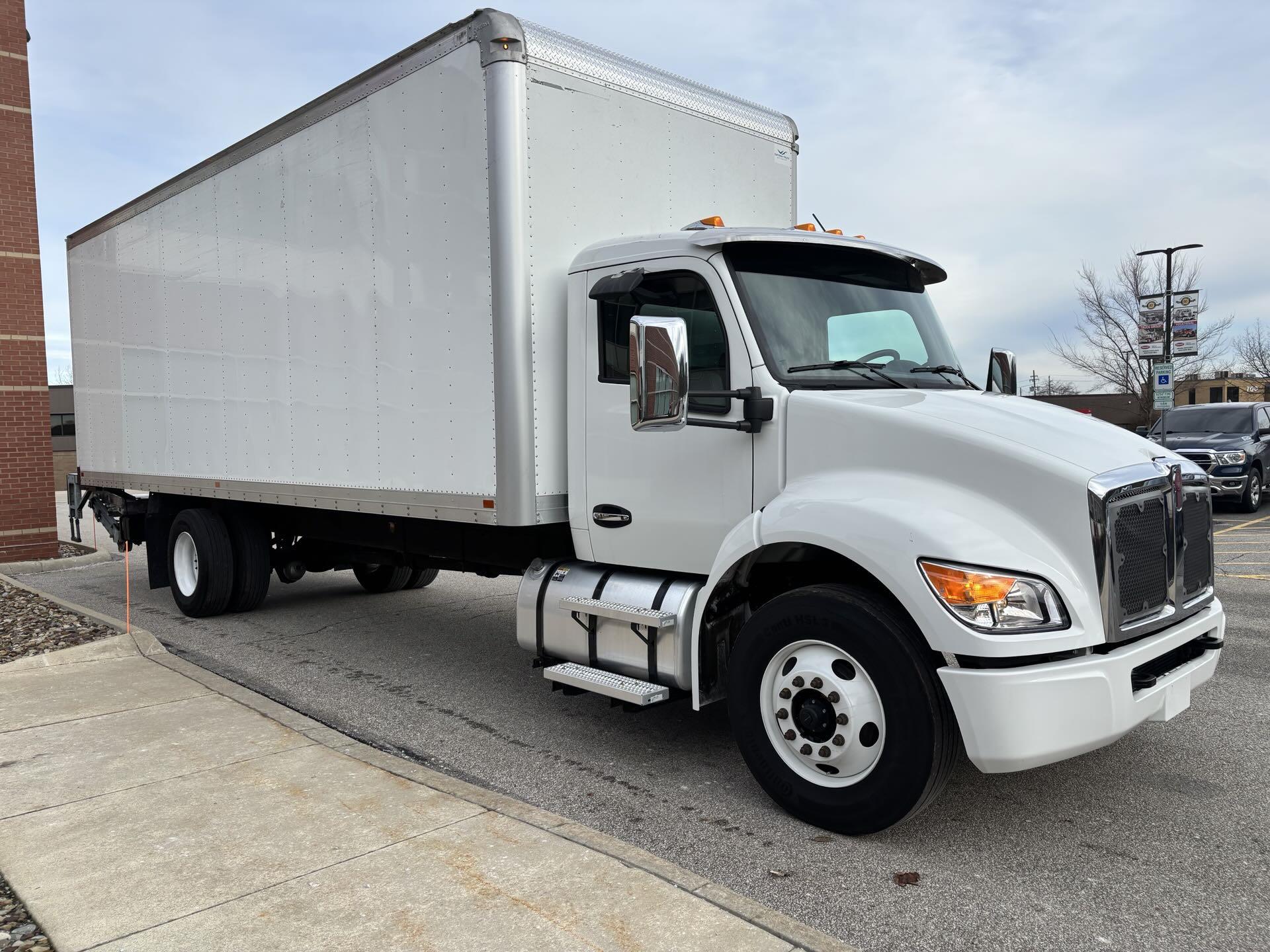 2025 Kenworth - image 3