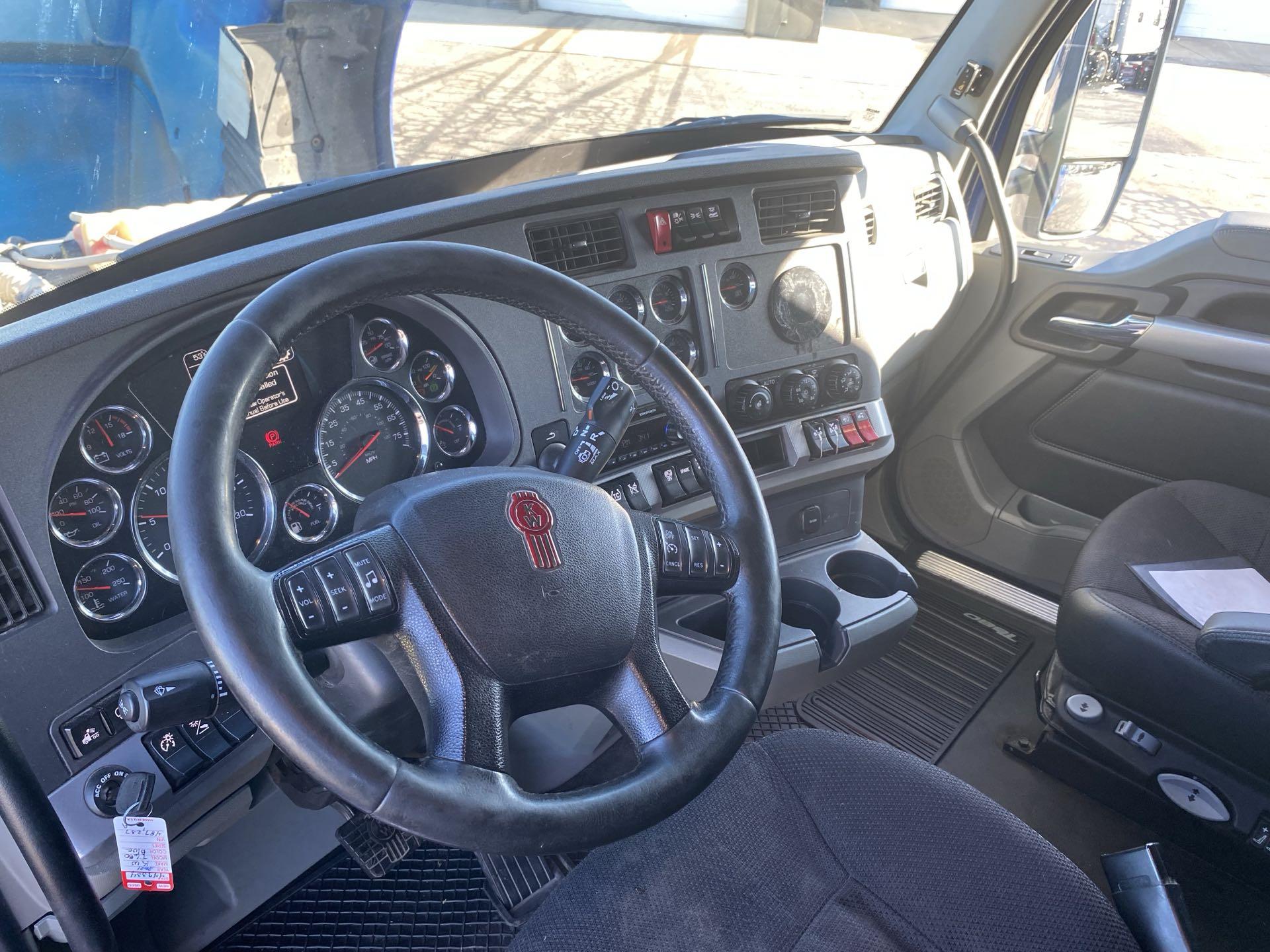 2021 Kenworth T680 - image 11