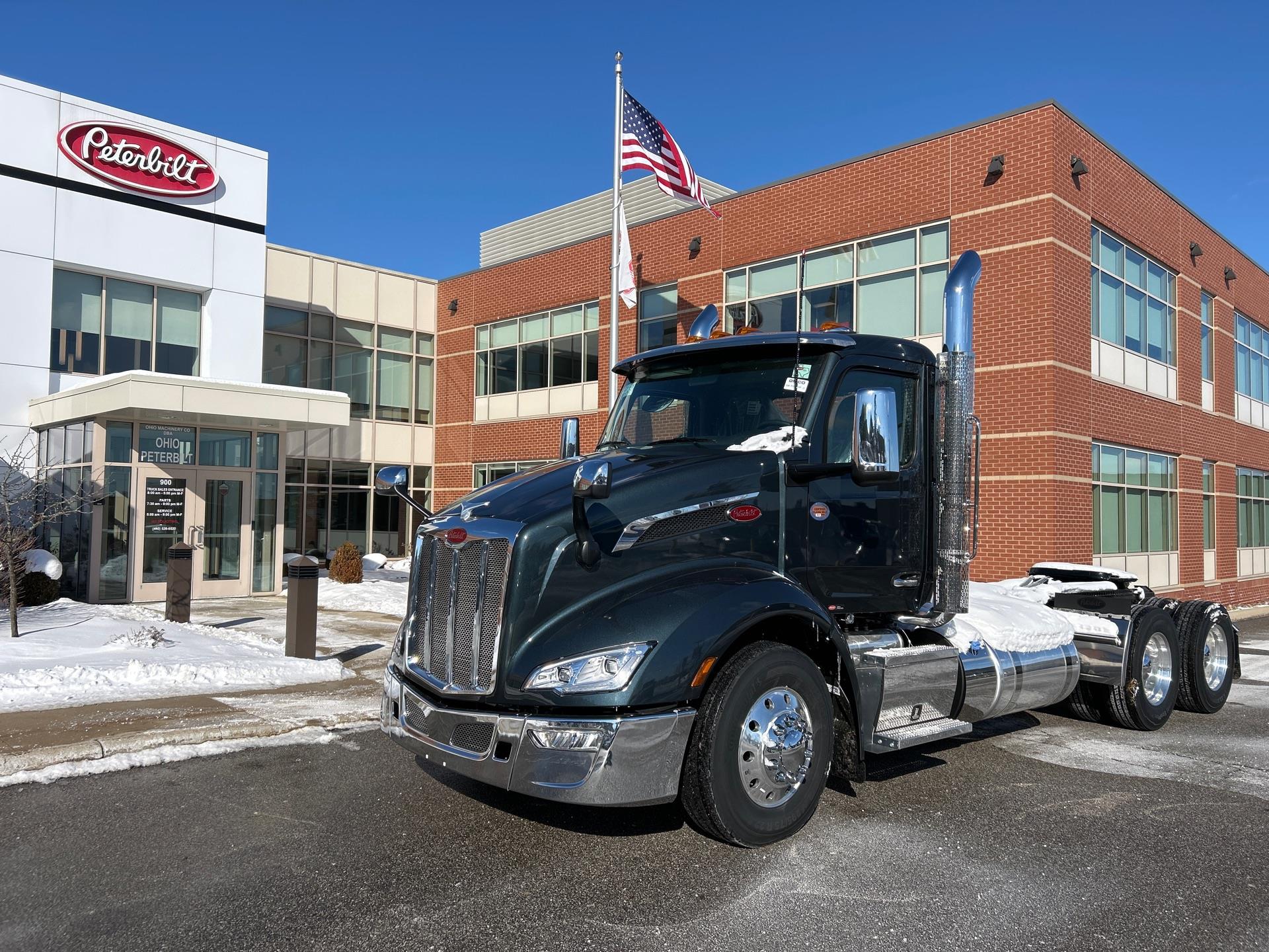 2026 Peterbilt 579 - image 8