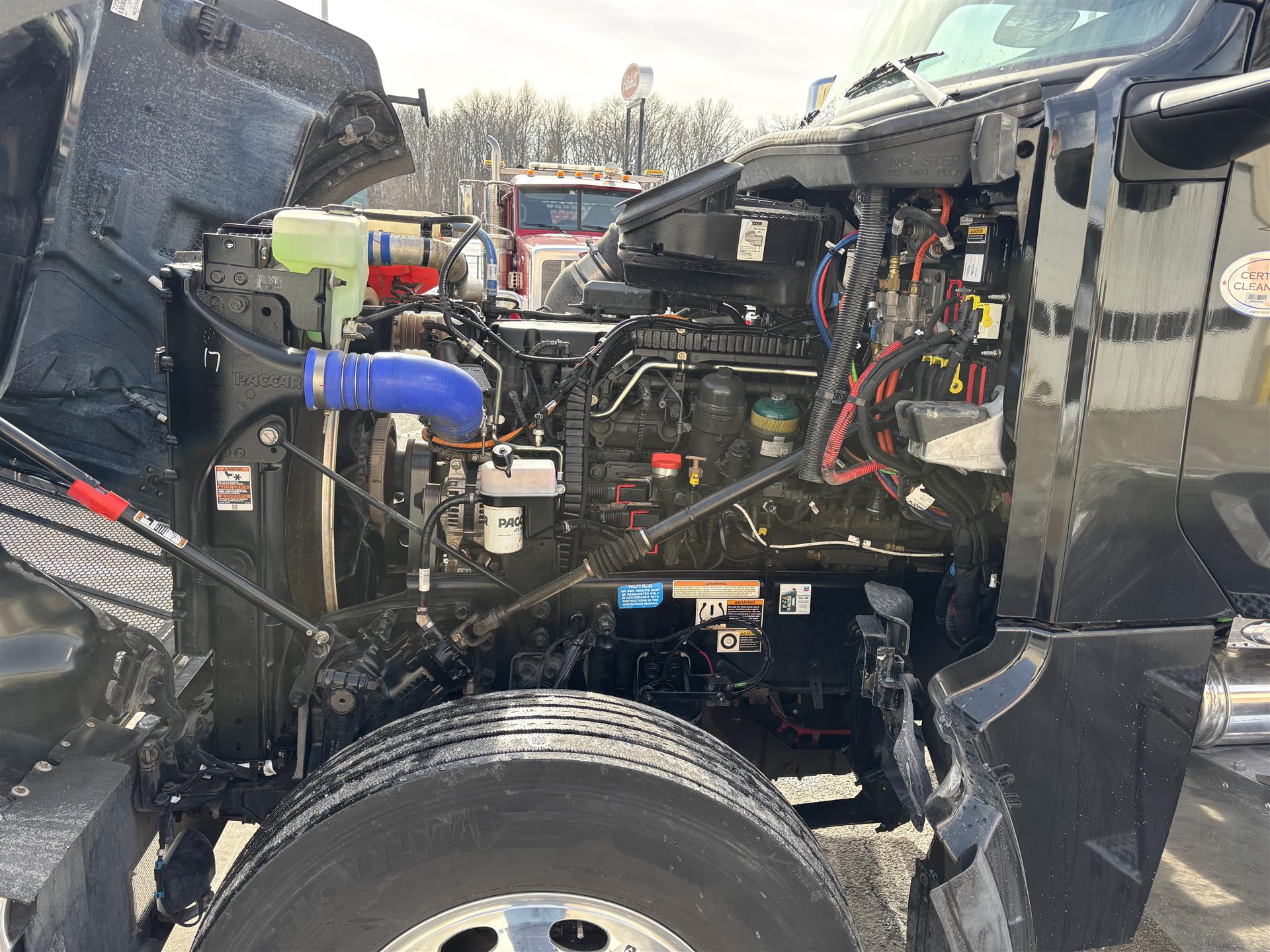 2025 Peterbilt 567 - image 5