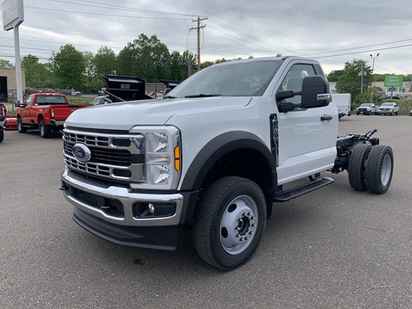 2025 Ford F550 XL