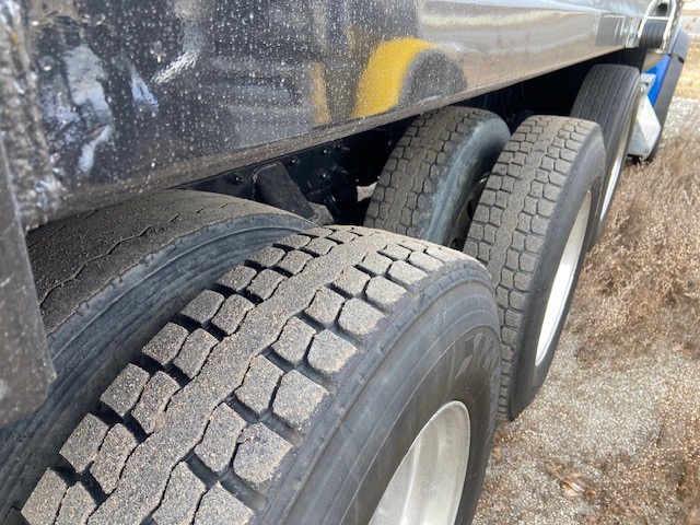 2018 Kenworth T880 - image 10