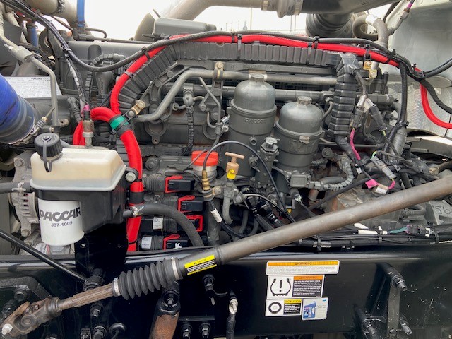 2023 Peterbilt 389 - image 7