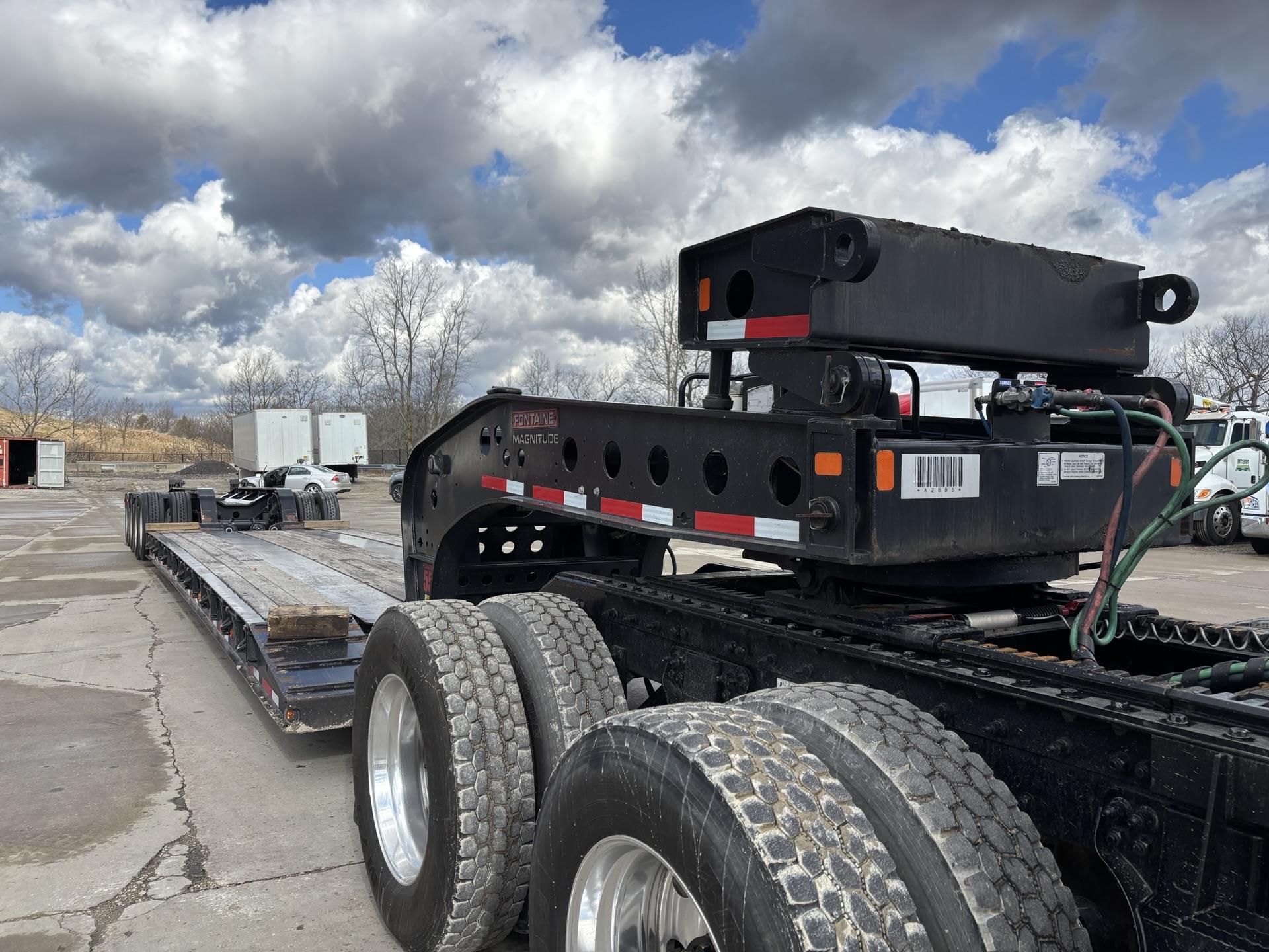 2024 Fontaine - image 11