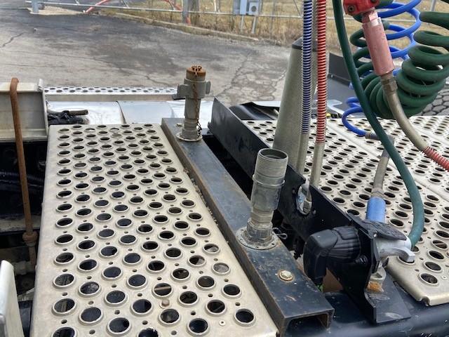 2021 Kenworth T880 - image 8