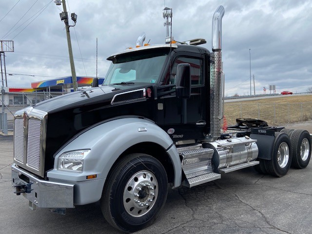 2021 Kenworth T880 - image 3