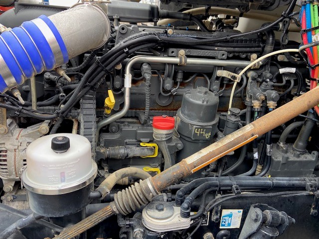 2021 Kenworth T880 - image 12