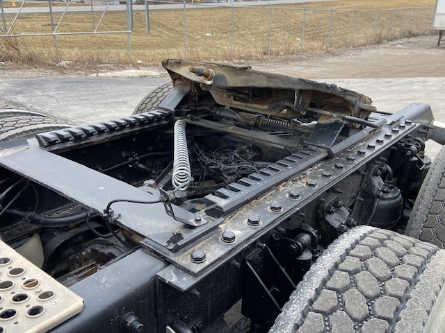 2021 Kenworth T880 - image 14