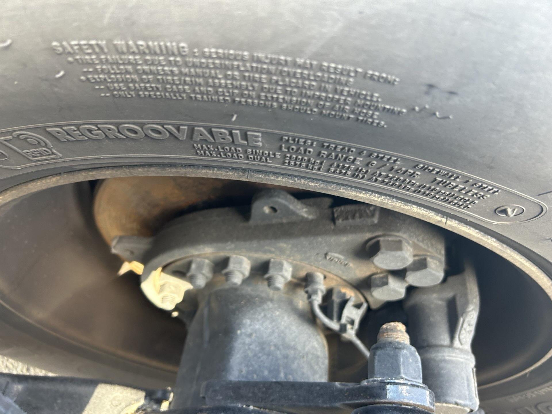 2022 Peterbilt 389 - image 17