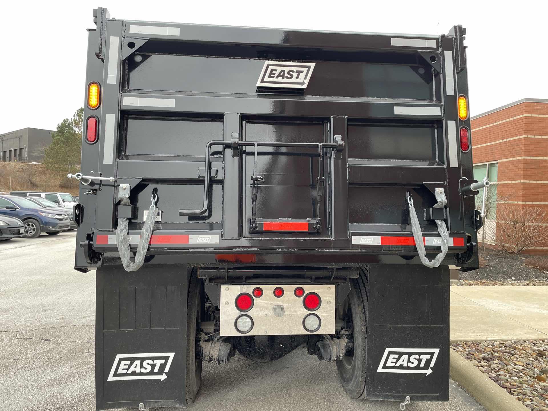 2026 Peterbilt 567 - image 6