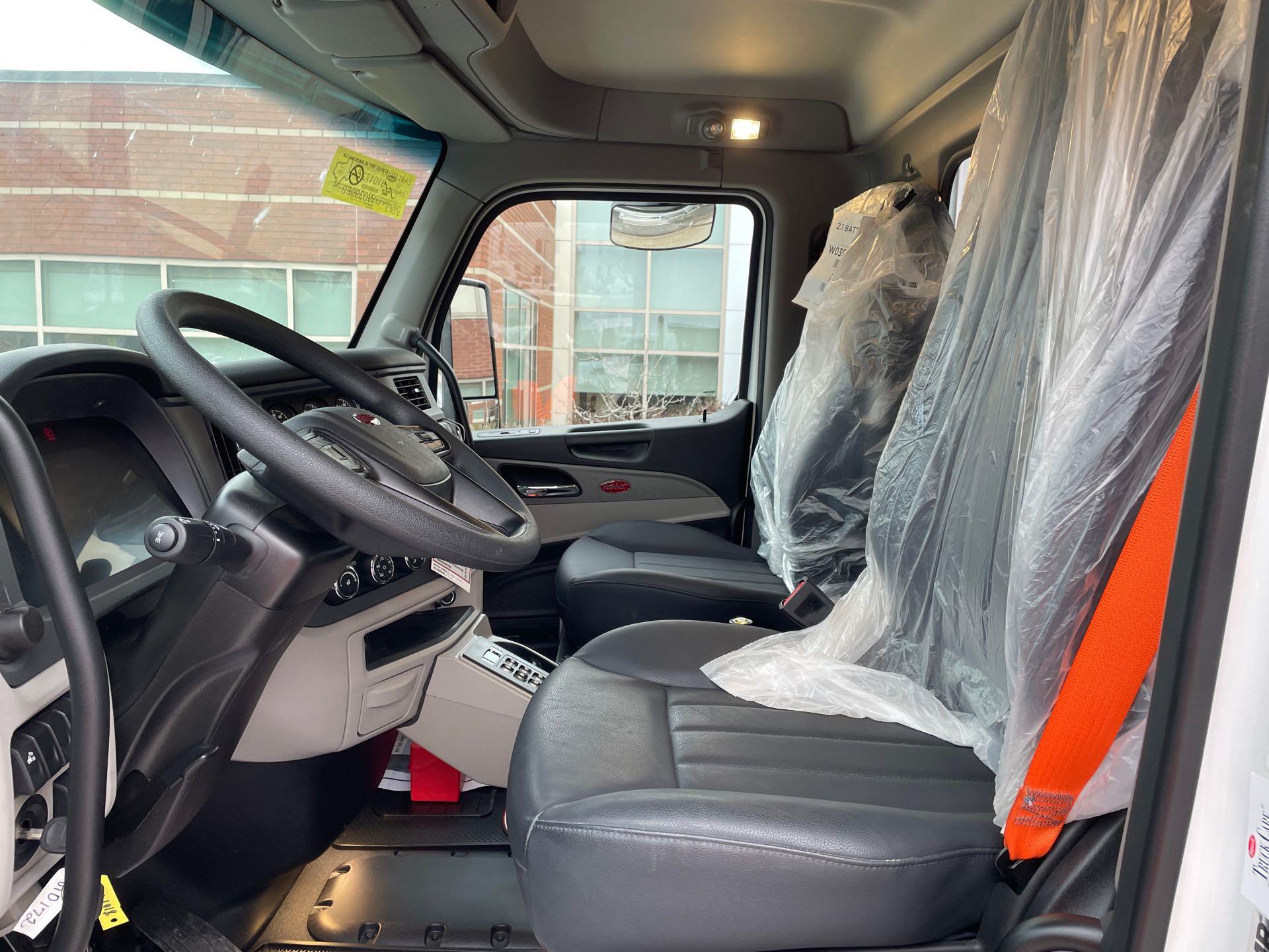 2026 Peterbilt 567 - image 7